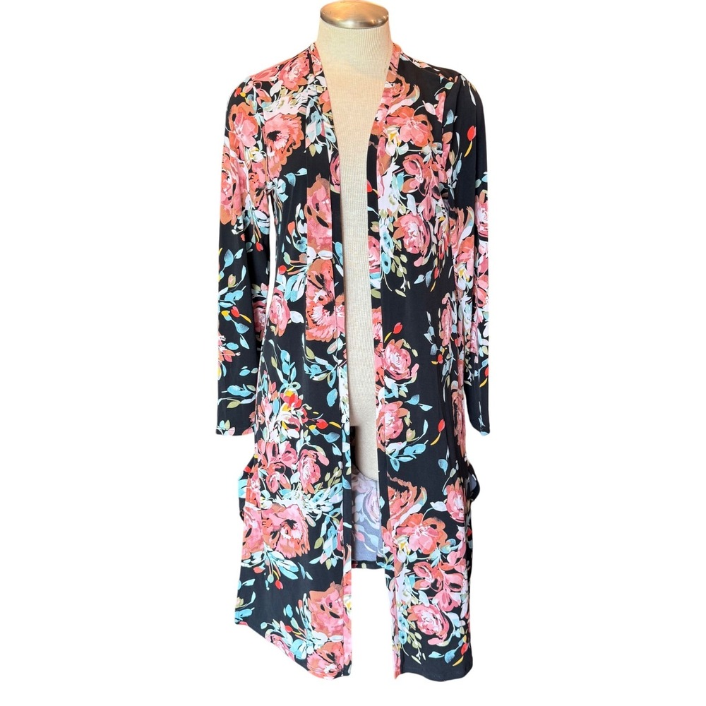 Torrid Black Floral Kimono Cardigan Open‎ Front Lightweight Size 00 (Large)